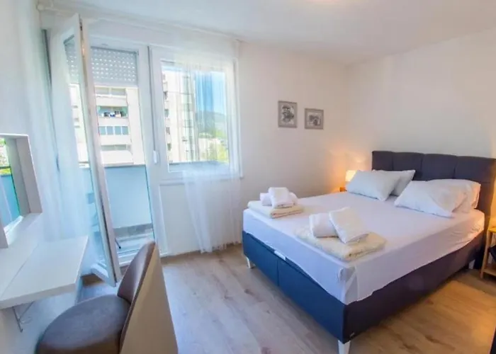 Διαμέρισμα Francis First Μόσταρ